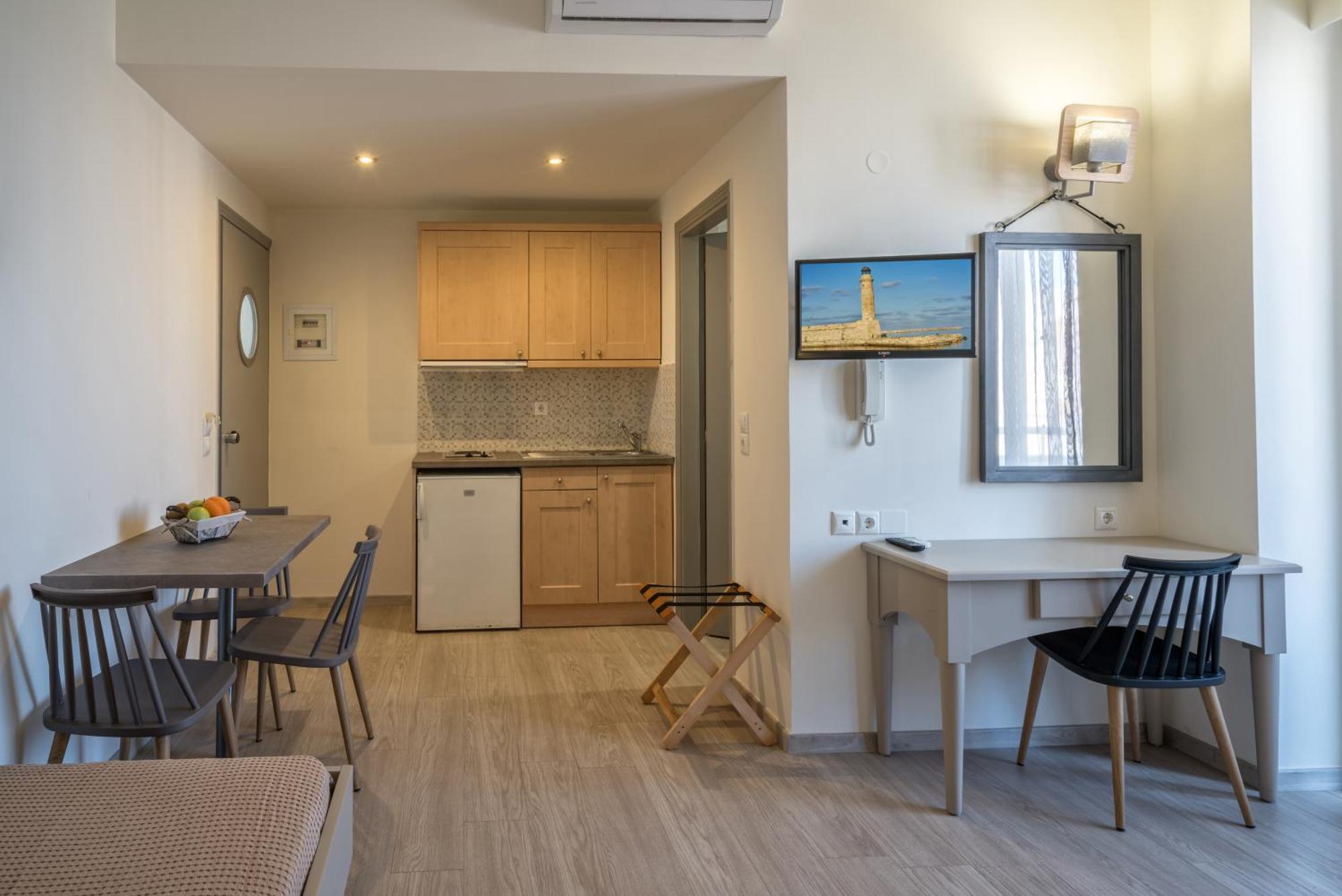Lefkoniko Beach & Icarus Suite Apts Rethymno  Exterior photo