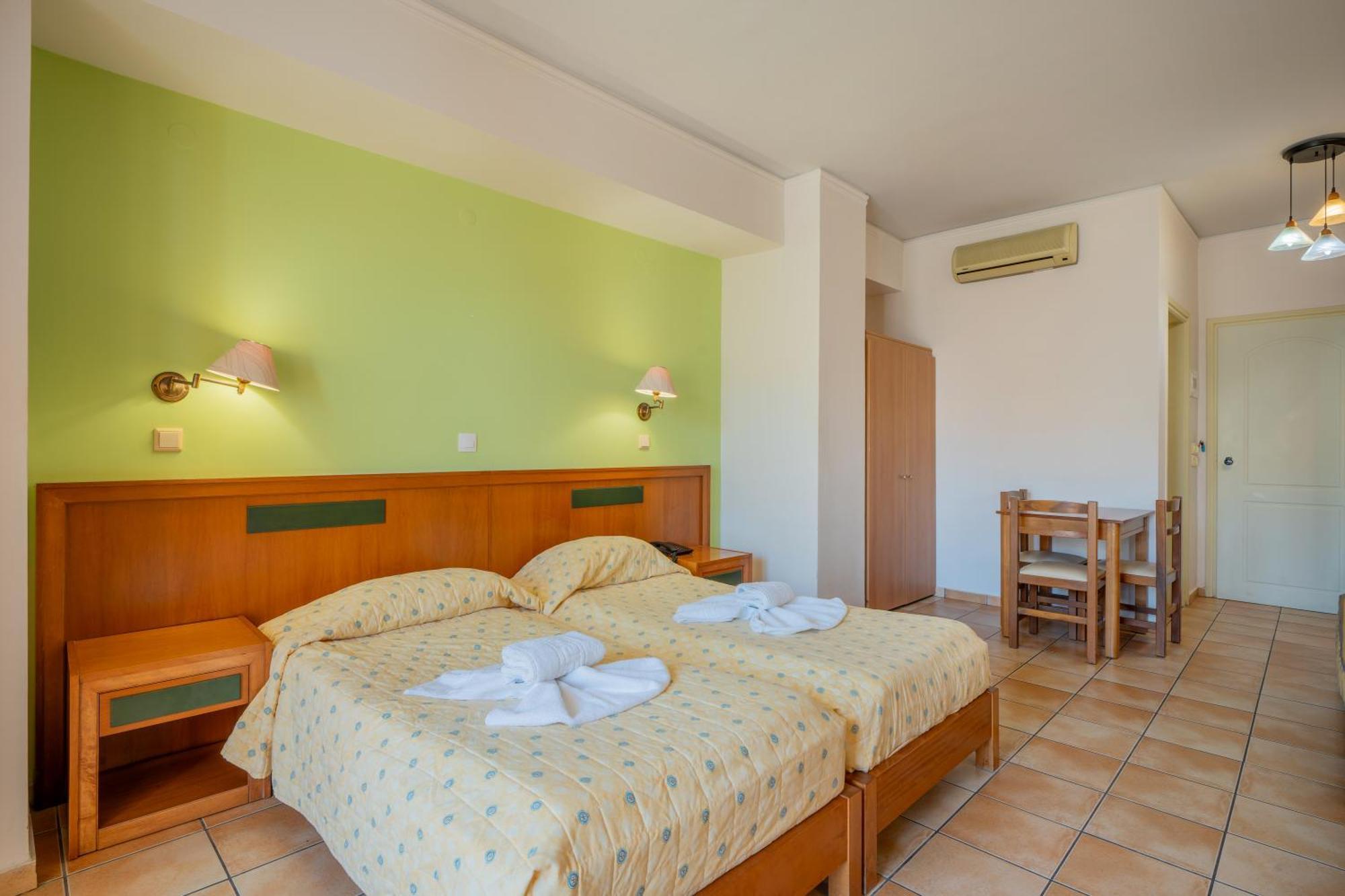 Lefkoniko Beach & Icarus Suite Apts Rethymno  Exterior photo