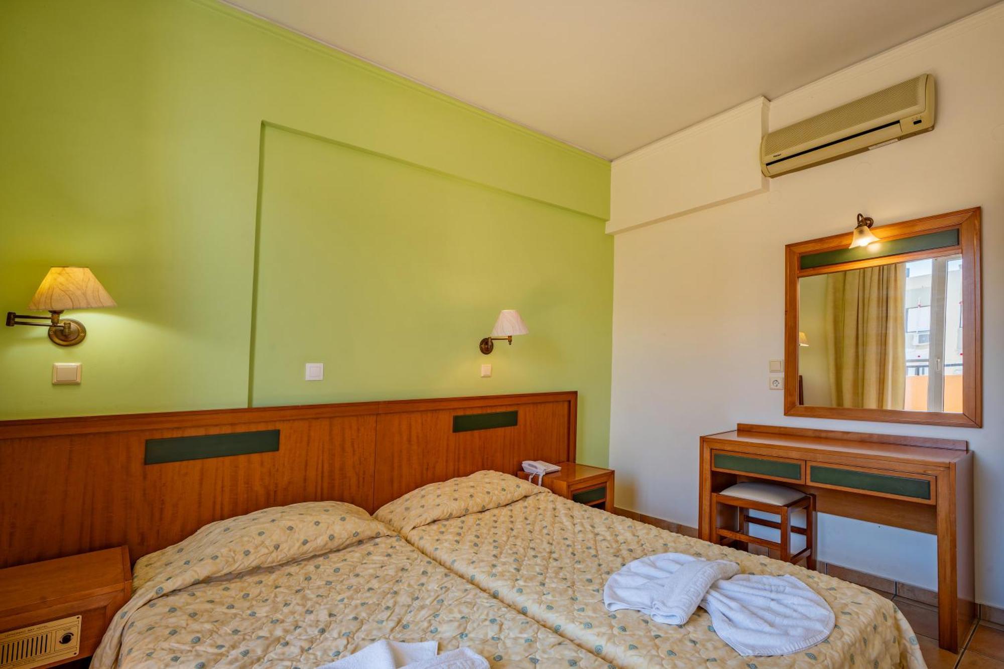 Lefkoniko Beach & Icarus Suite Apts Rethymno  Exterior photo