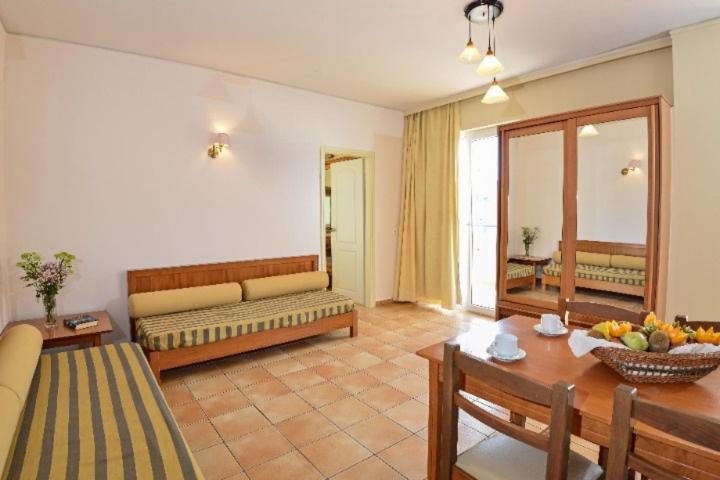 Lefkoniko Beach & Icarus Suite Apts Rethymno  Exterior photo